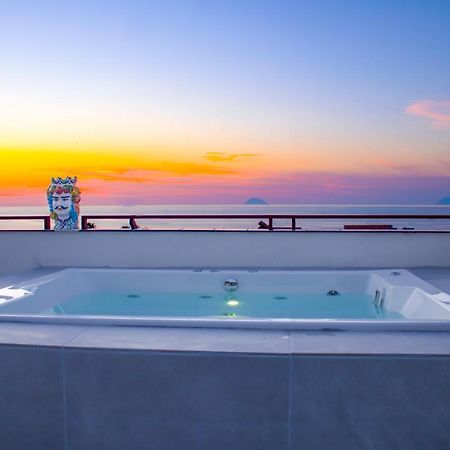 Duca D'Aosta Terrace, Skypool & Sauna Acquedolci Ngoại thất bức ảnh